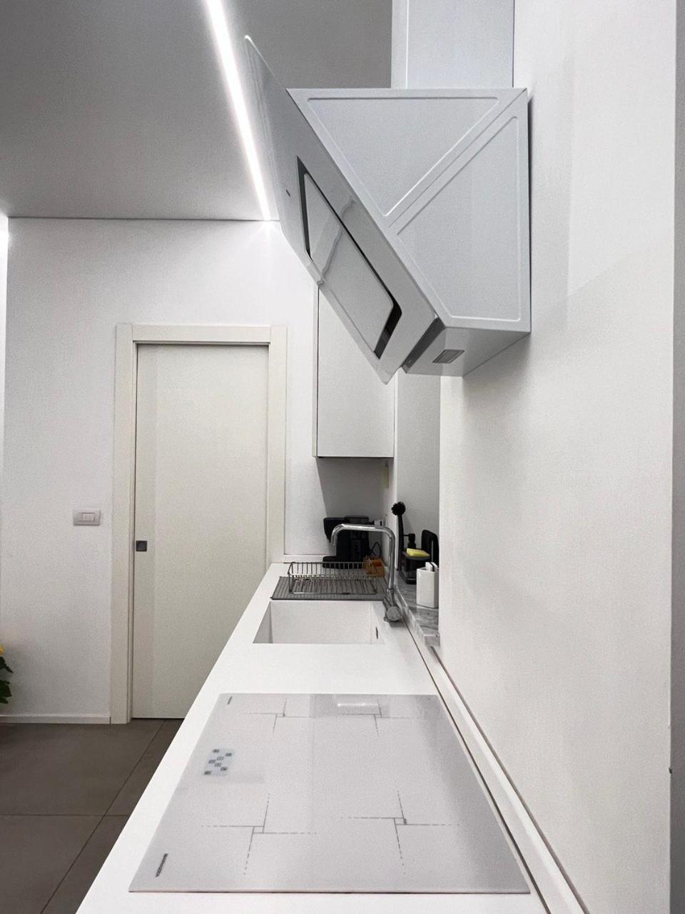 White Roma - Elegant And Comfortable Turin Luaran gambar