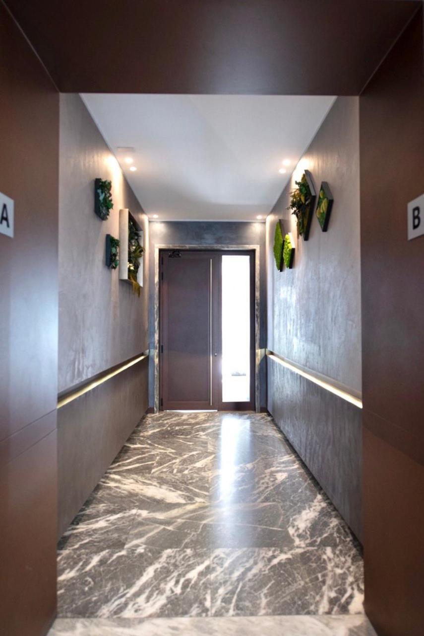 White Roma - Elegant And Comfortable Turin Luaran gambar