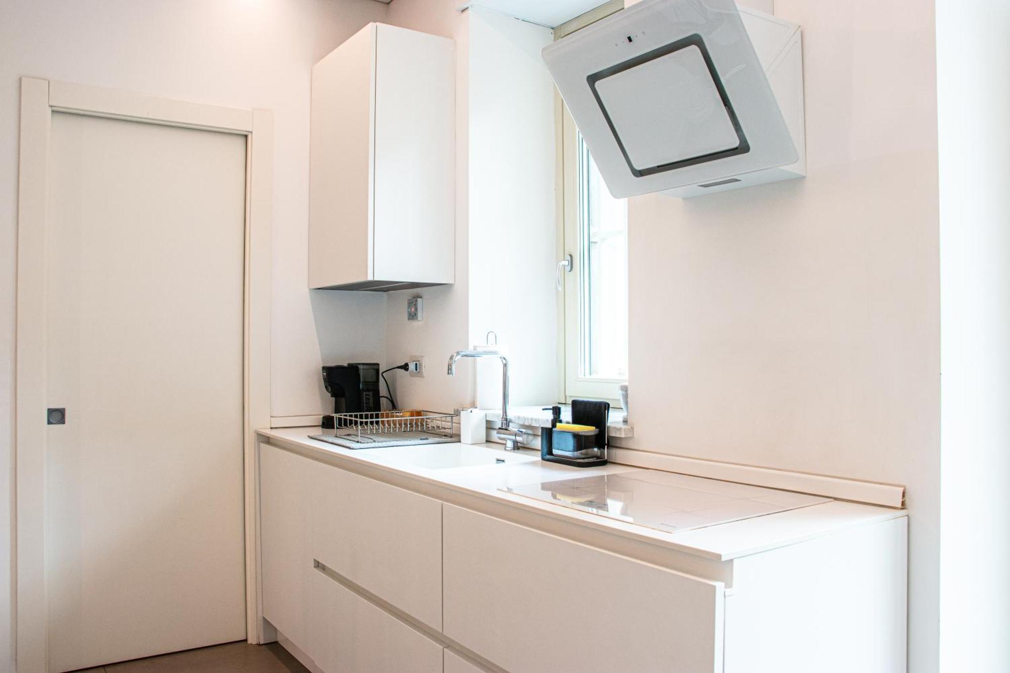 White Roma - Elegant And Comfortable Turin Luaran gambar