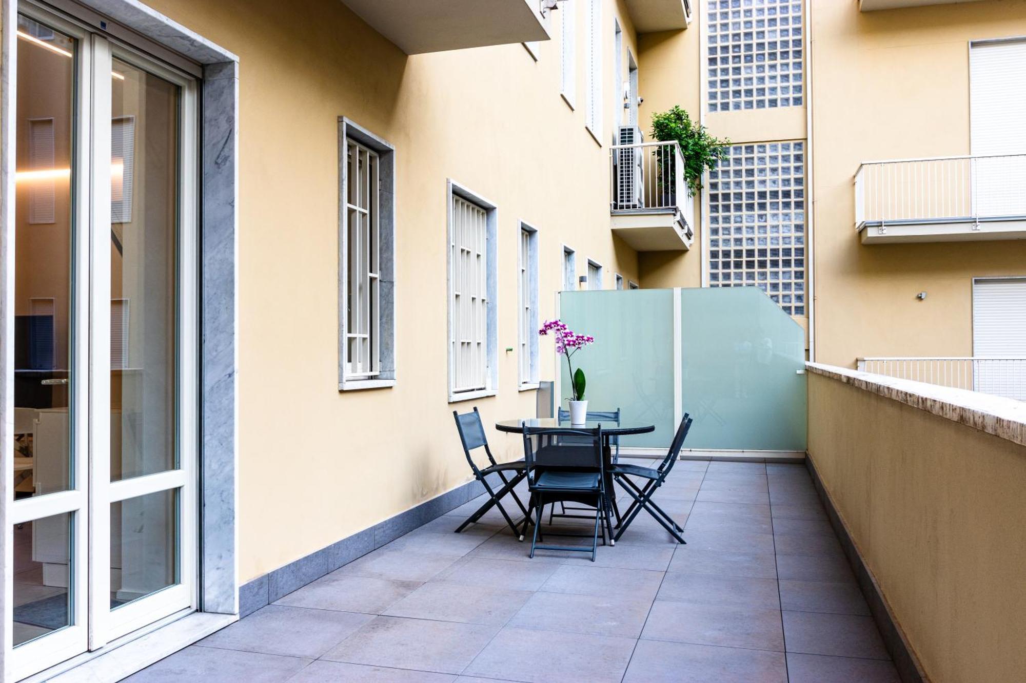 White Roma - Elegant And Comfortable Turin Luaran gambar